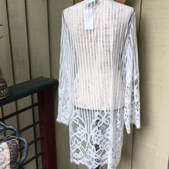 New! White Crochet Cover - Picture 7 of 9